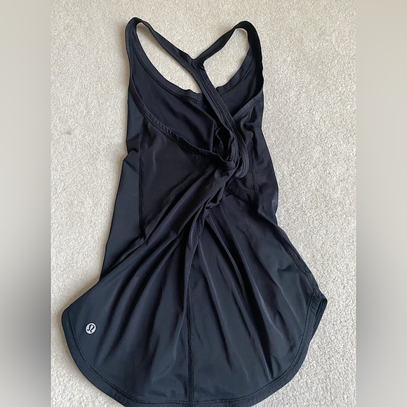 Lululemon Fast Lane Singlet Tank Top Size 8 in Black - Picture 6 of 10